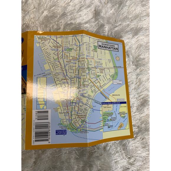 Frommer's New York City Day by Day Guide Book 2014 - Picture 5 of 7